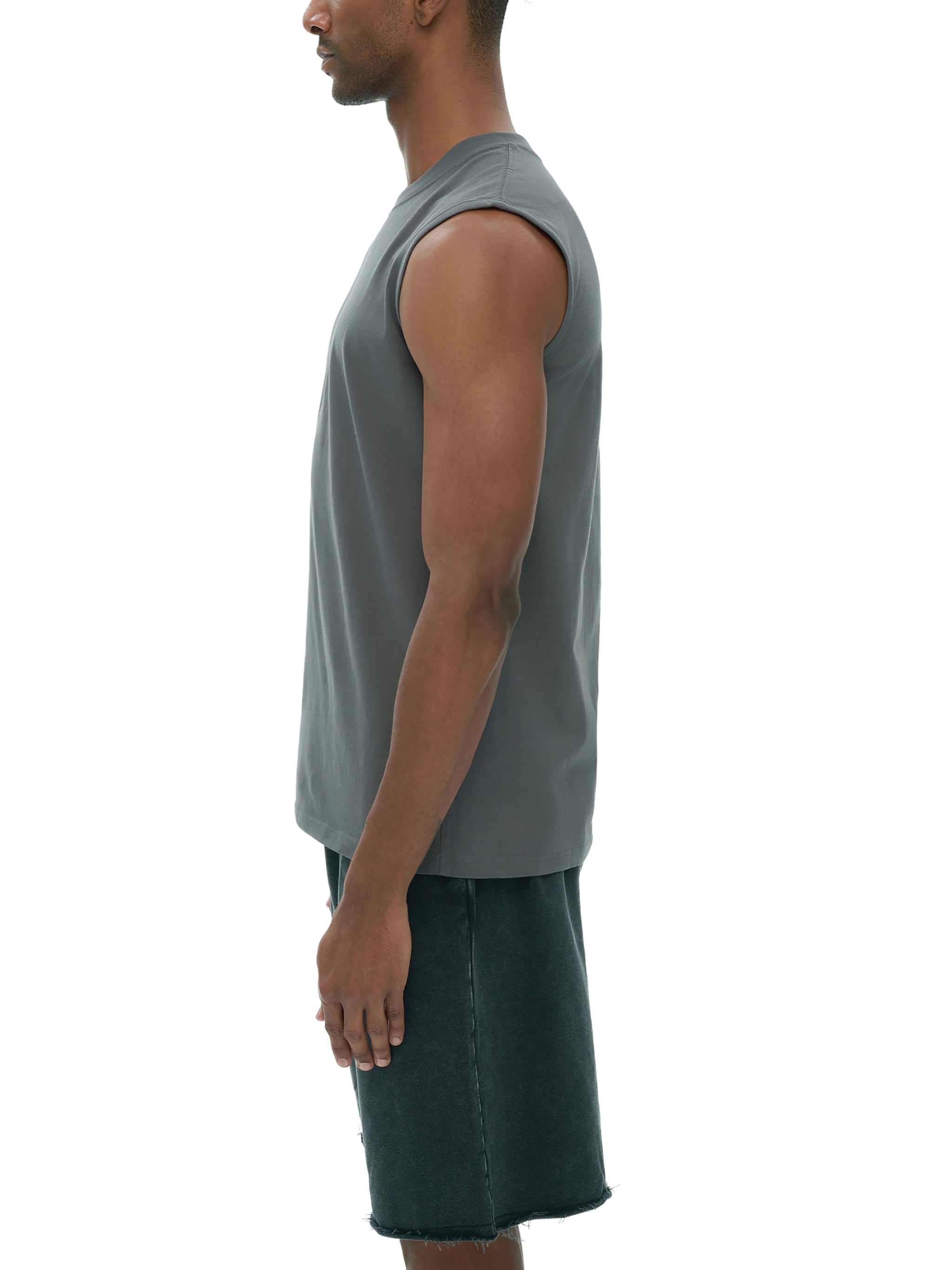 Men’s Premium Cotton Sleeveless Tank – Relaxed Streetwear Essential