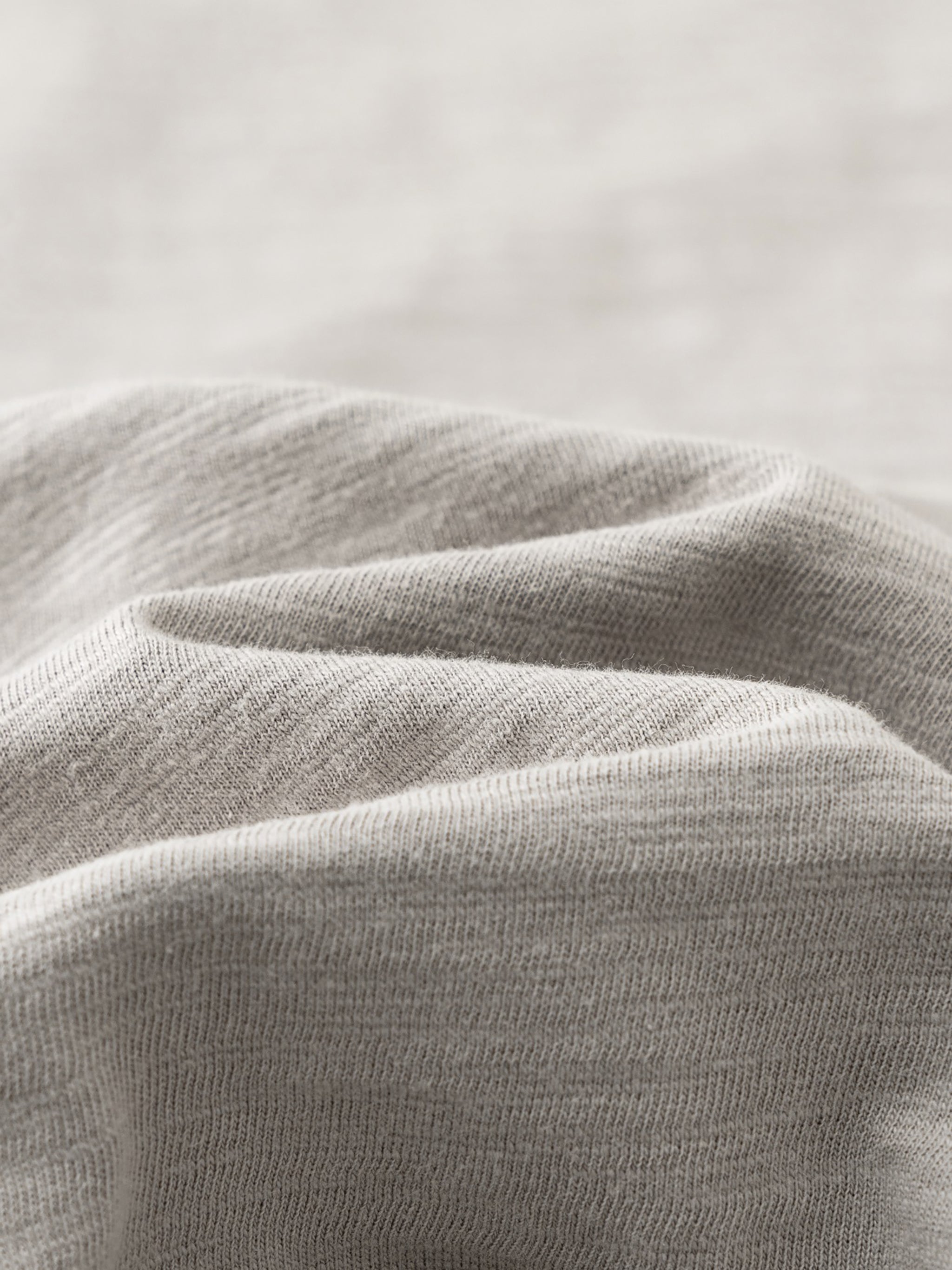 Unisex Lightweight Slub Cotton T-Shirt – Loose Fit Summer Streetwear Essential