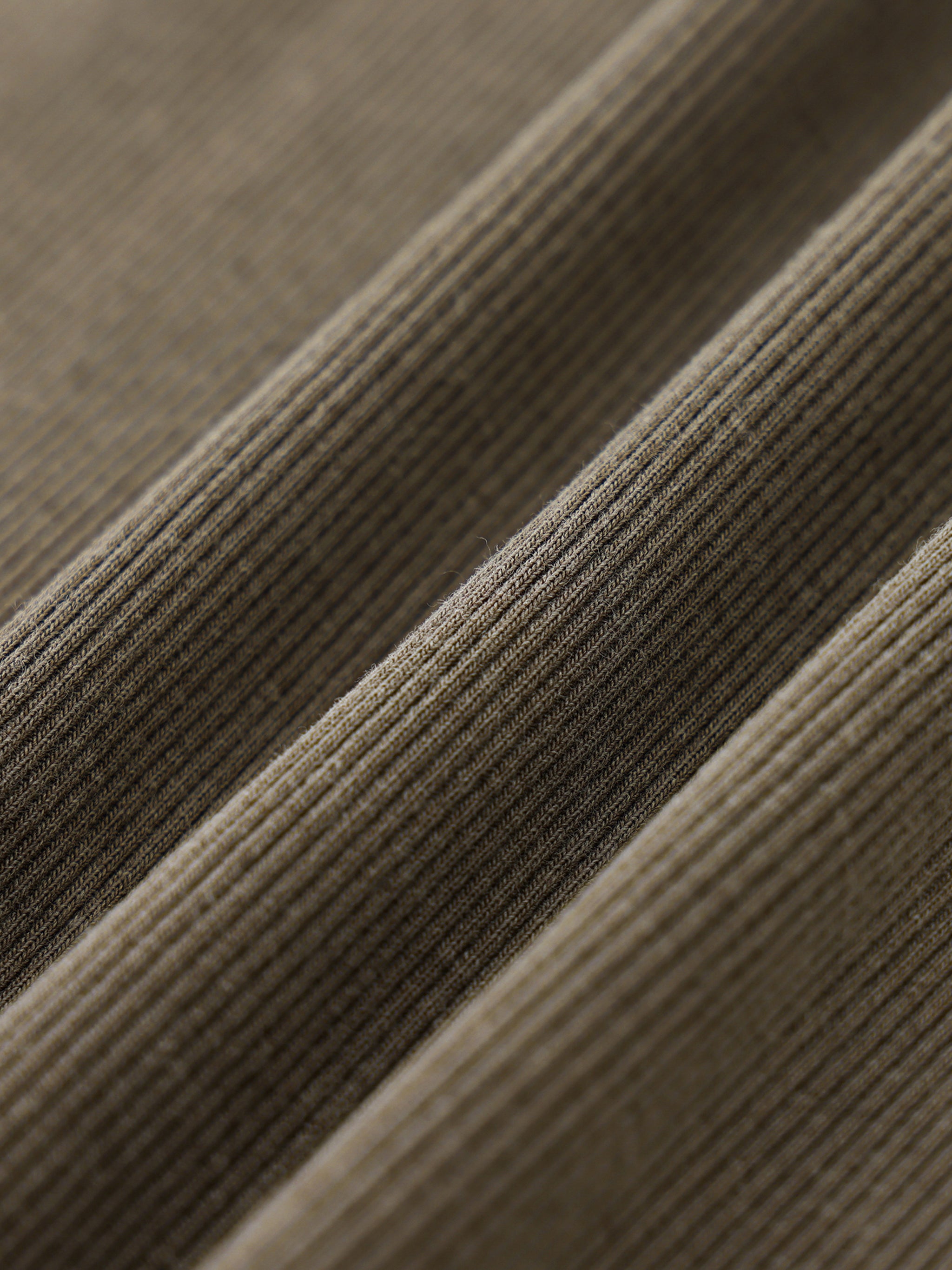 Women’s Washed Raglan Long Sleeve Slim Fit T-Shirt – Premium Stretch Cotton