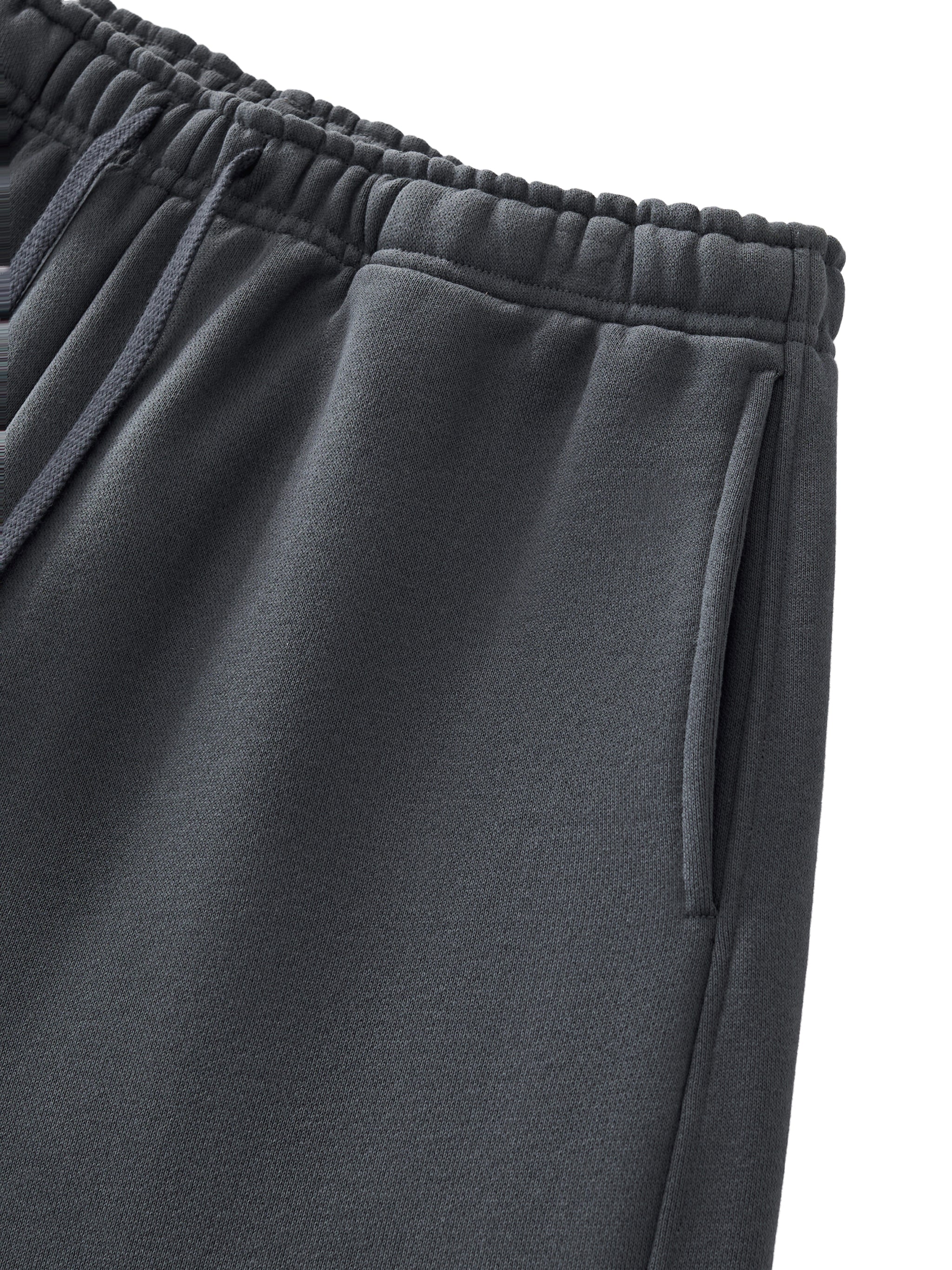 Heavyweight Fleece Shorts – Premium Oversized Streetwear Essential